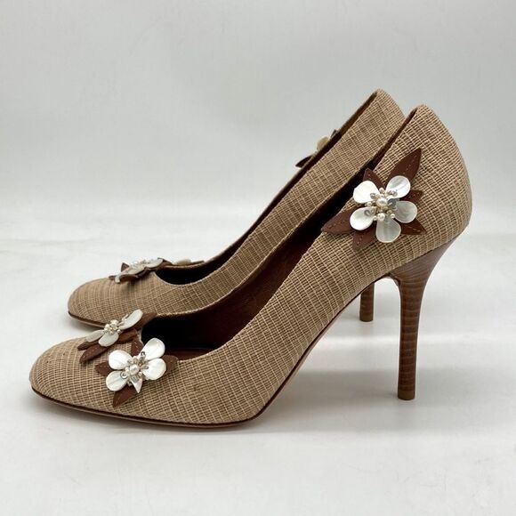 Valentino Garavani Flower Heels - Picture 6 of 13